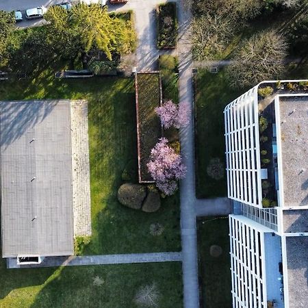 Apartment Mit Balkon Und Privatparkplatz Augsburg Luaran gambar