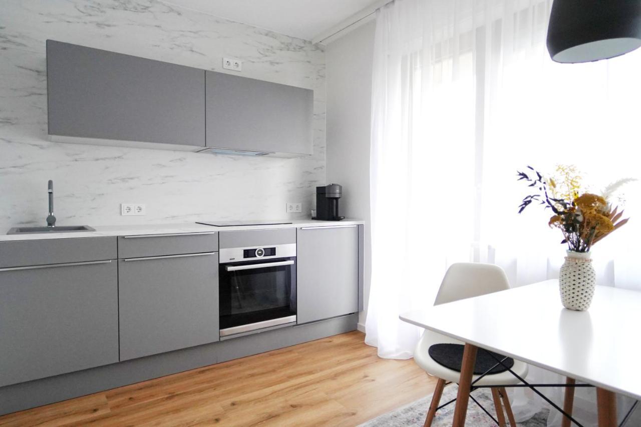 Apartment Mit Balkon Und Privatparkplatz Augsburg Luaran gambar